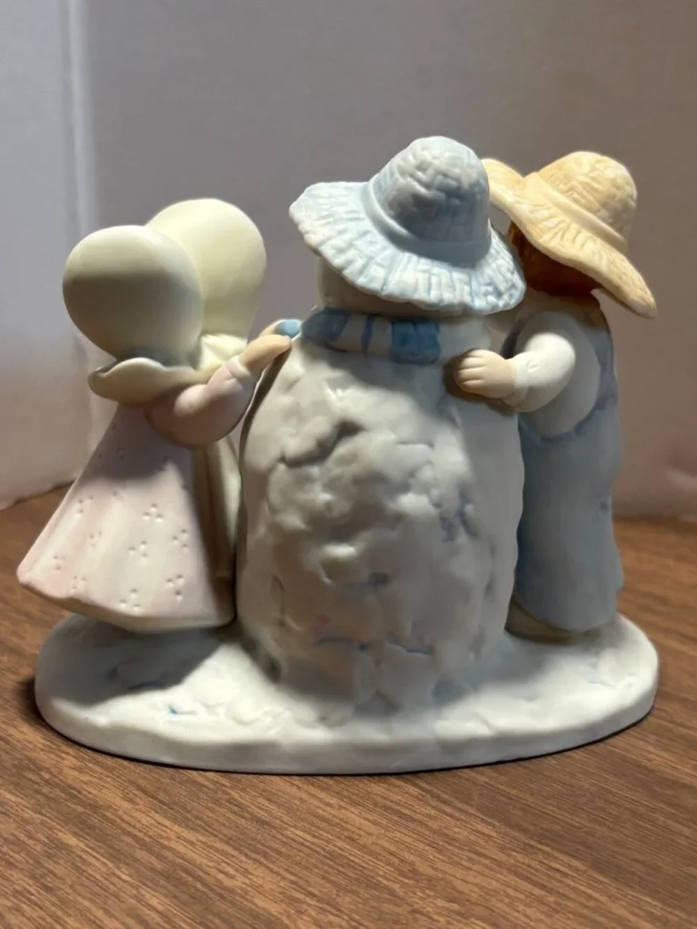 Circle Of Friends Snow Play Figurine Homco Masterpiece VTG 1991 Child Snowman